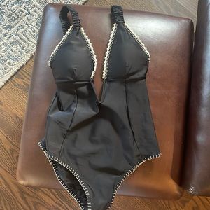 Capittana black swimsuit size XS